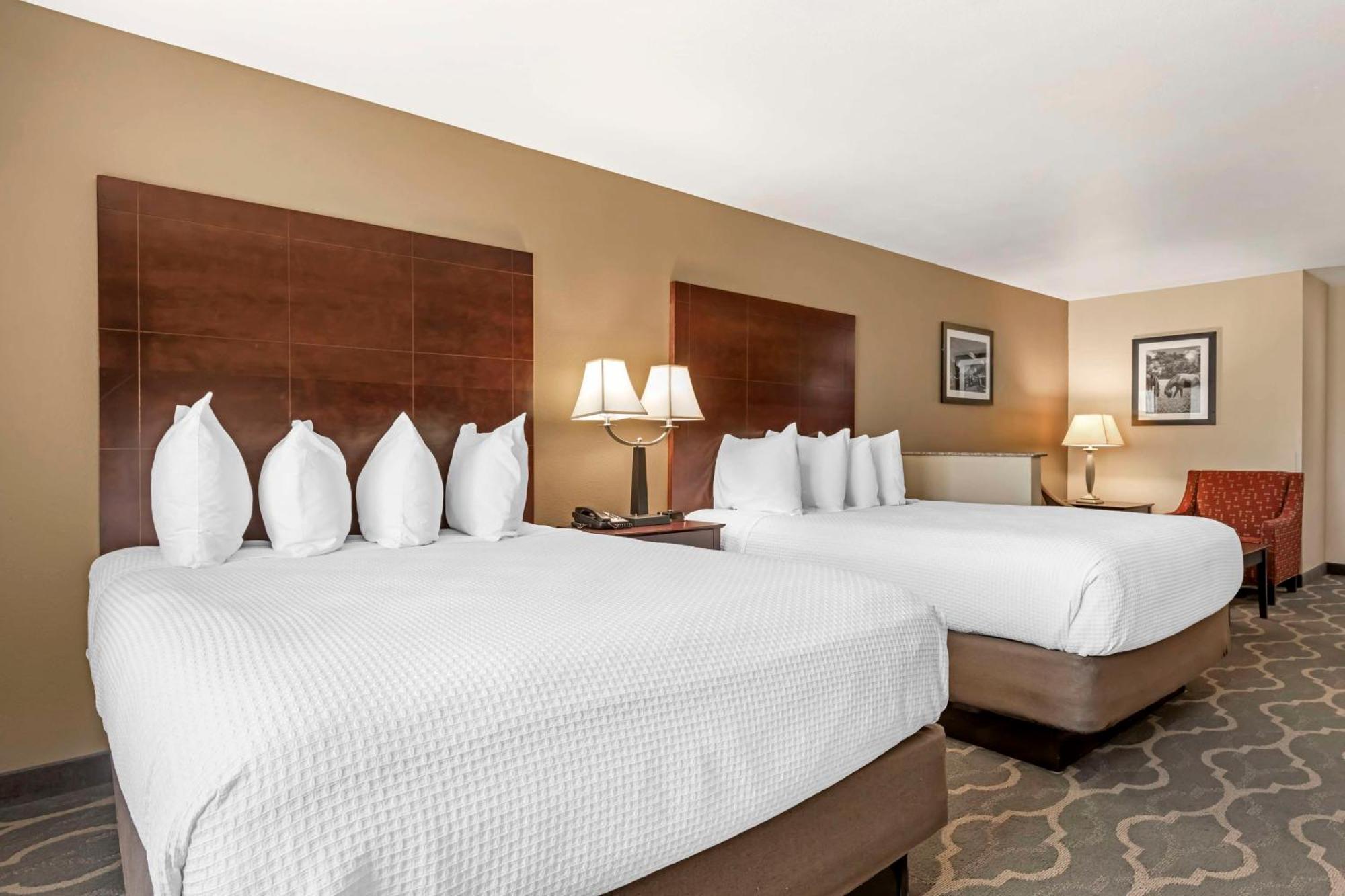 Best Western Plus Burleson Inn & Suites Экстерьер фото